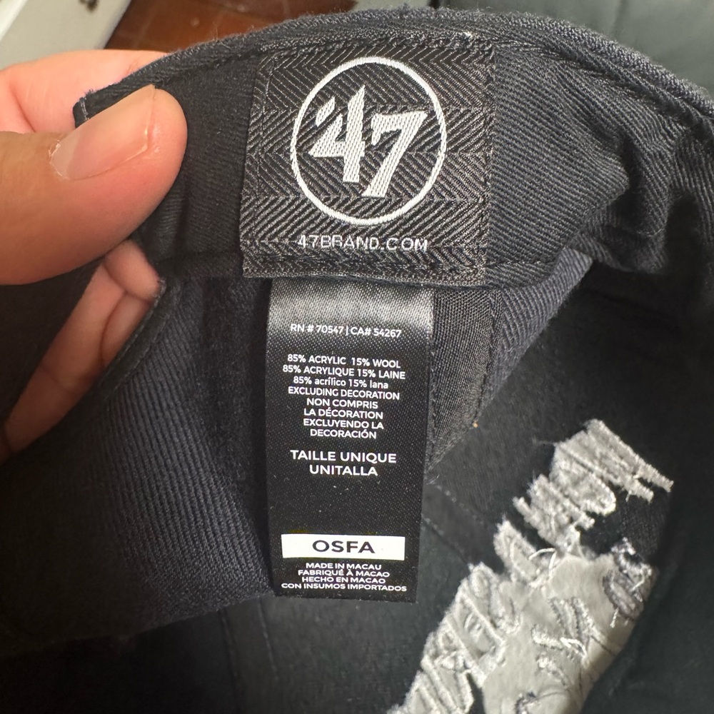 Oficial 47 brand MVP adjustable cap featuring the iconic NEW YORK YANKEES logo - Picture 2 of 3